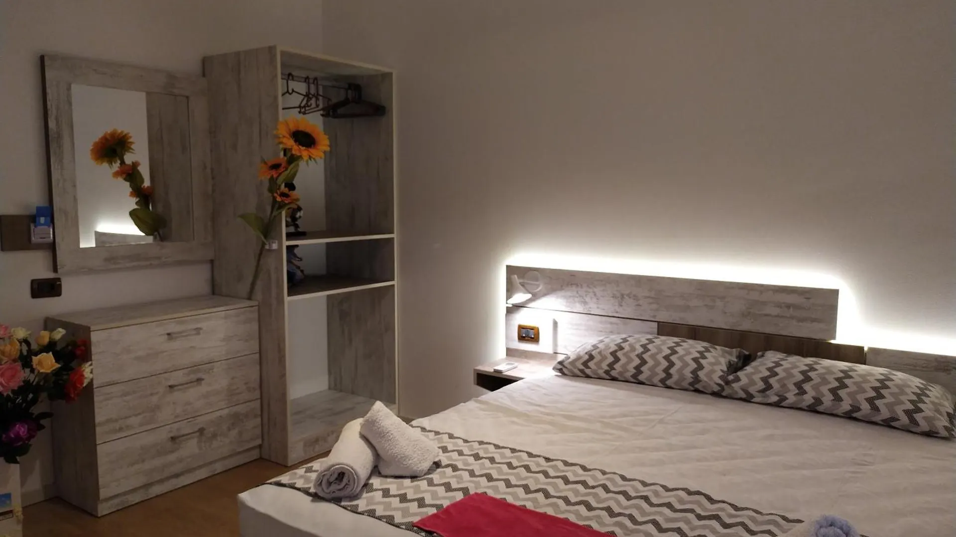 Dinamo Evoo Apartments Tirana